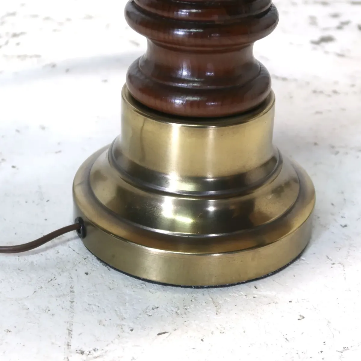 アンティーク モダンデザイン テーブルランプ