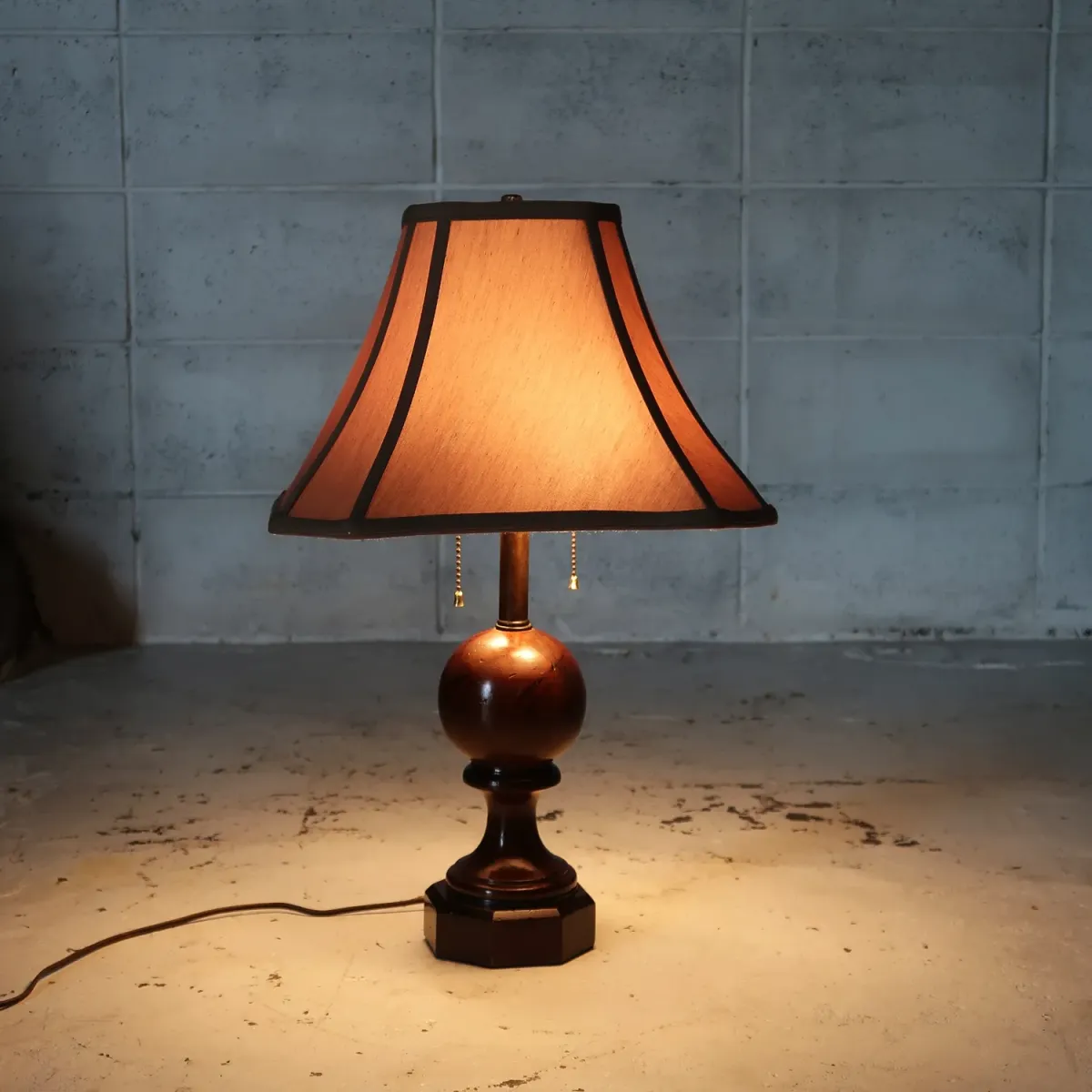 アンティーク ウッドベース テーブルランプ 2灯