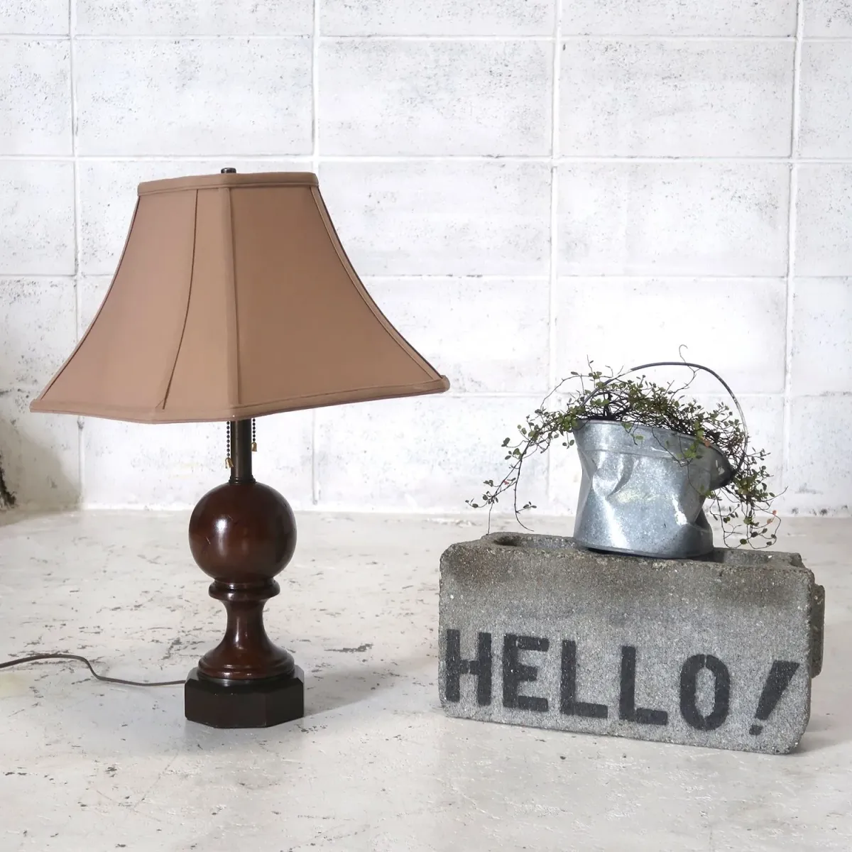 アンティーク ウッドベース テーブルランプ 2灯