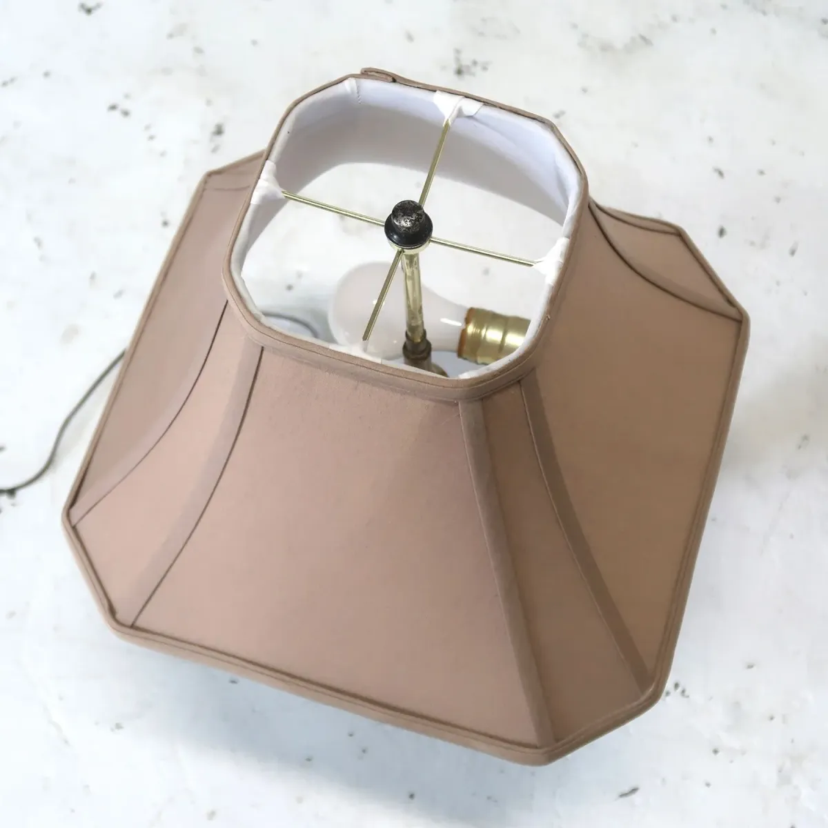 アンティーク ウッドベース テーブルランプ 2灯