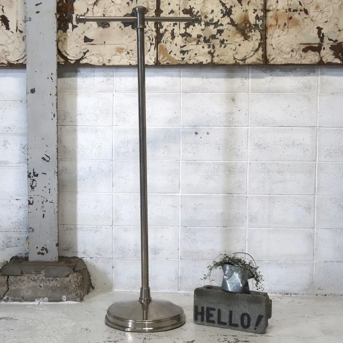 ビンテージ メタル T字ハンガーラック