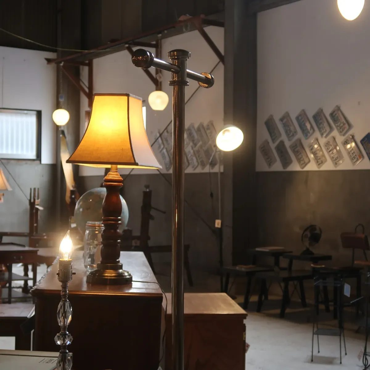 ビンテージ メタル T字ハンガーラック