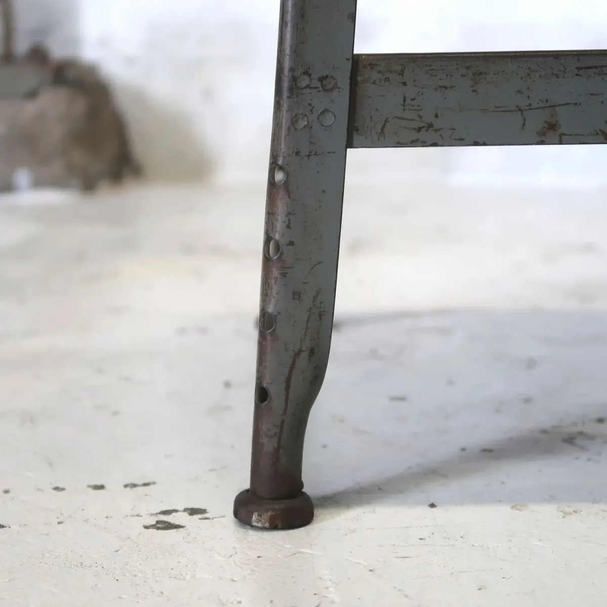 LYON ビンテージ メタルスツール