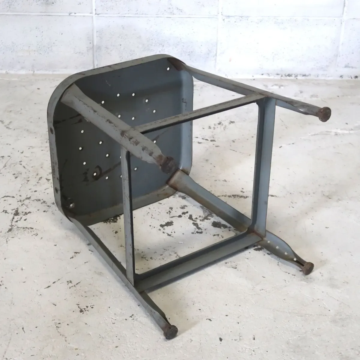 LYON ビンテージ メタルスツール