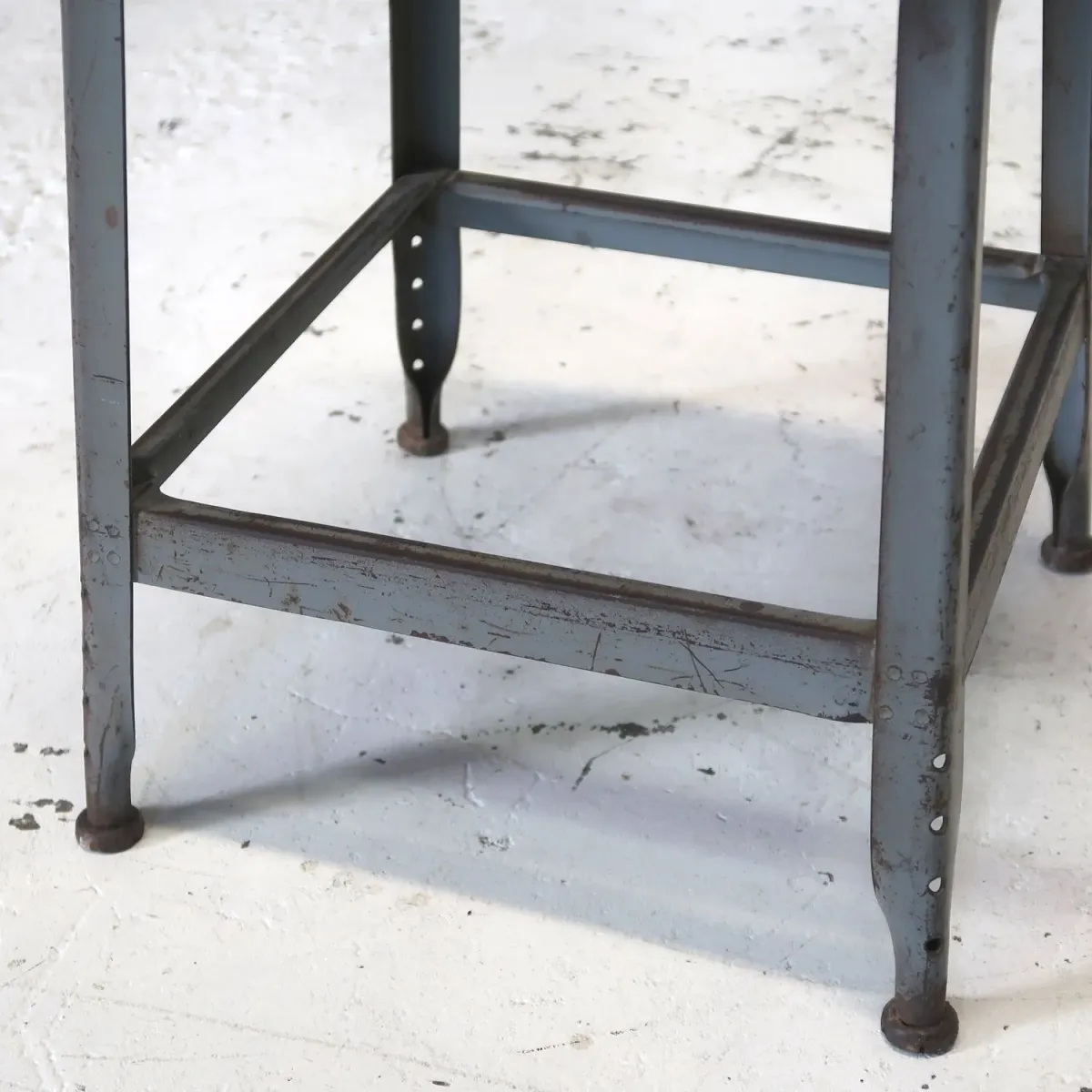 LYON ビンテージ メタルスツール