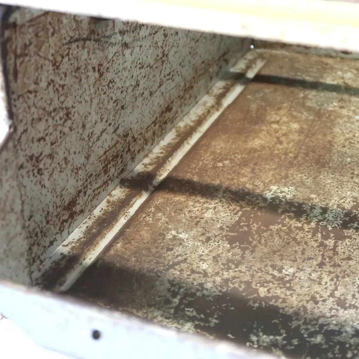 Bathey ビンテージ メタルキャビネット