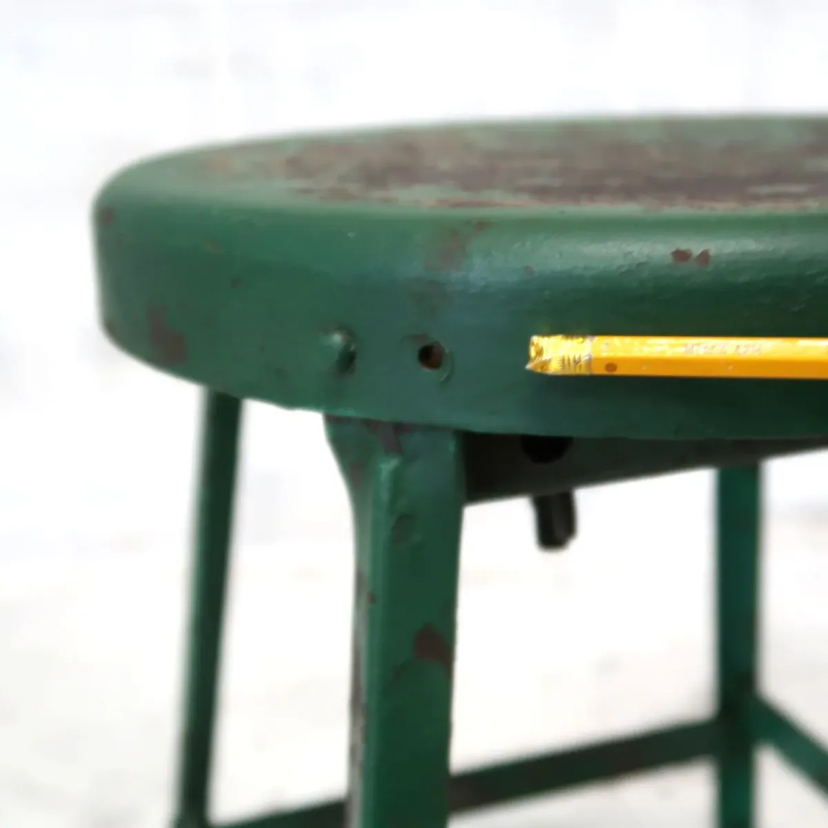 ビンテージ メタルスツール