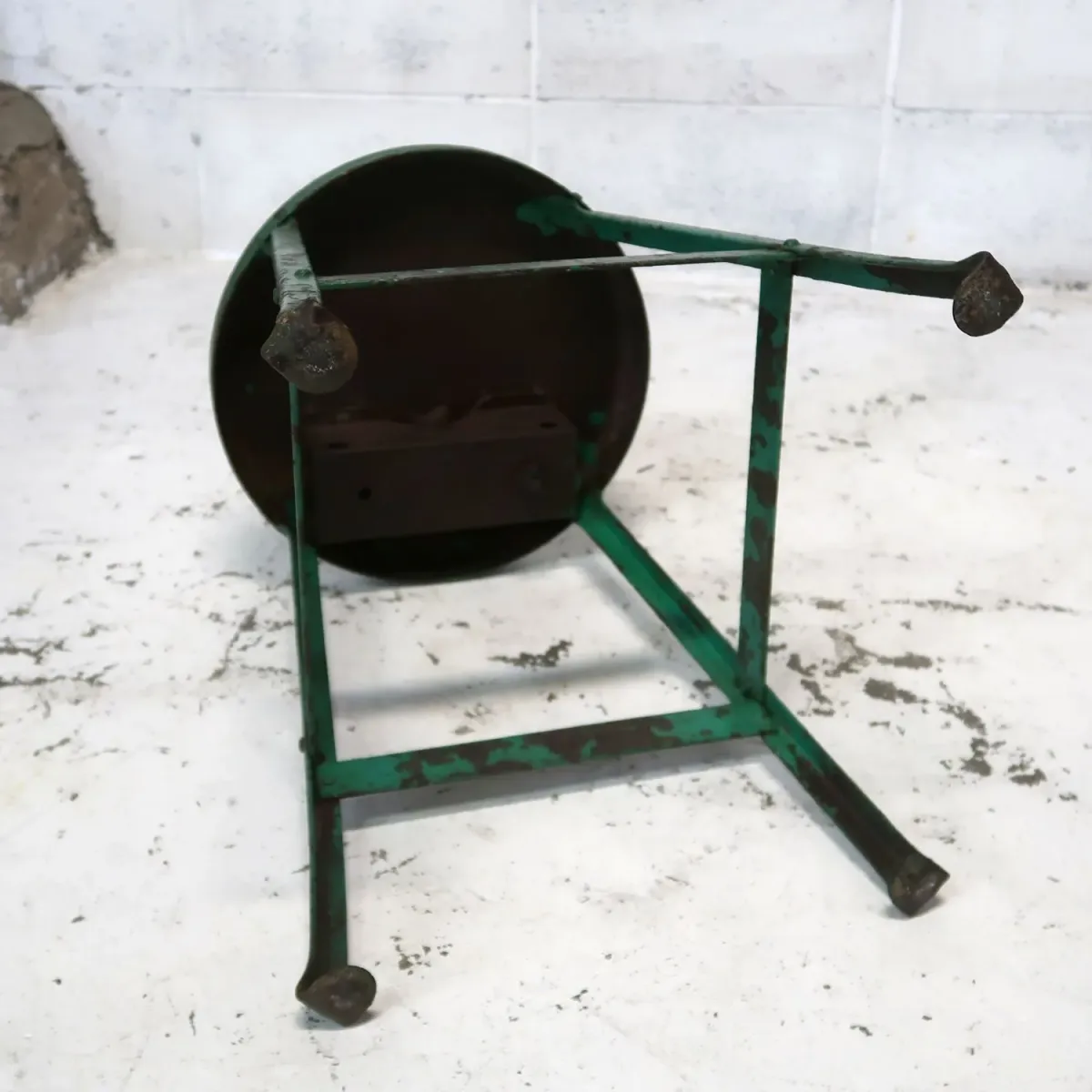 ビンテージ メタルスツール