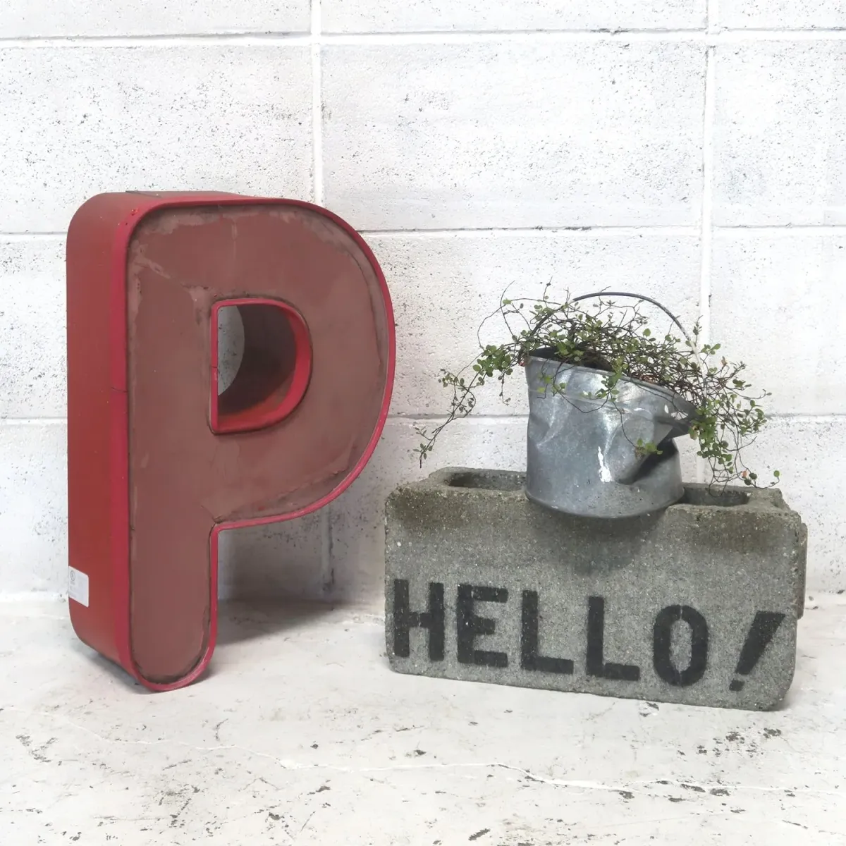 ビンテージ レターサイン P