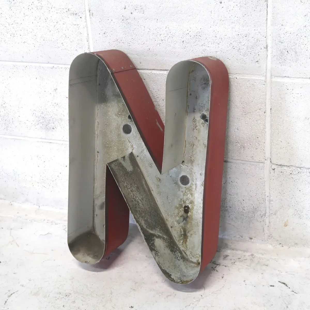 ビンテージ レターサイン N