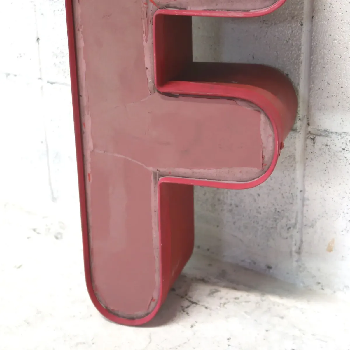 ビンテージ レターサイン F