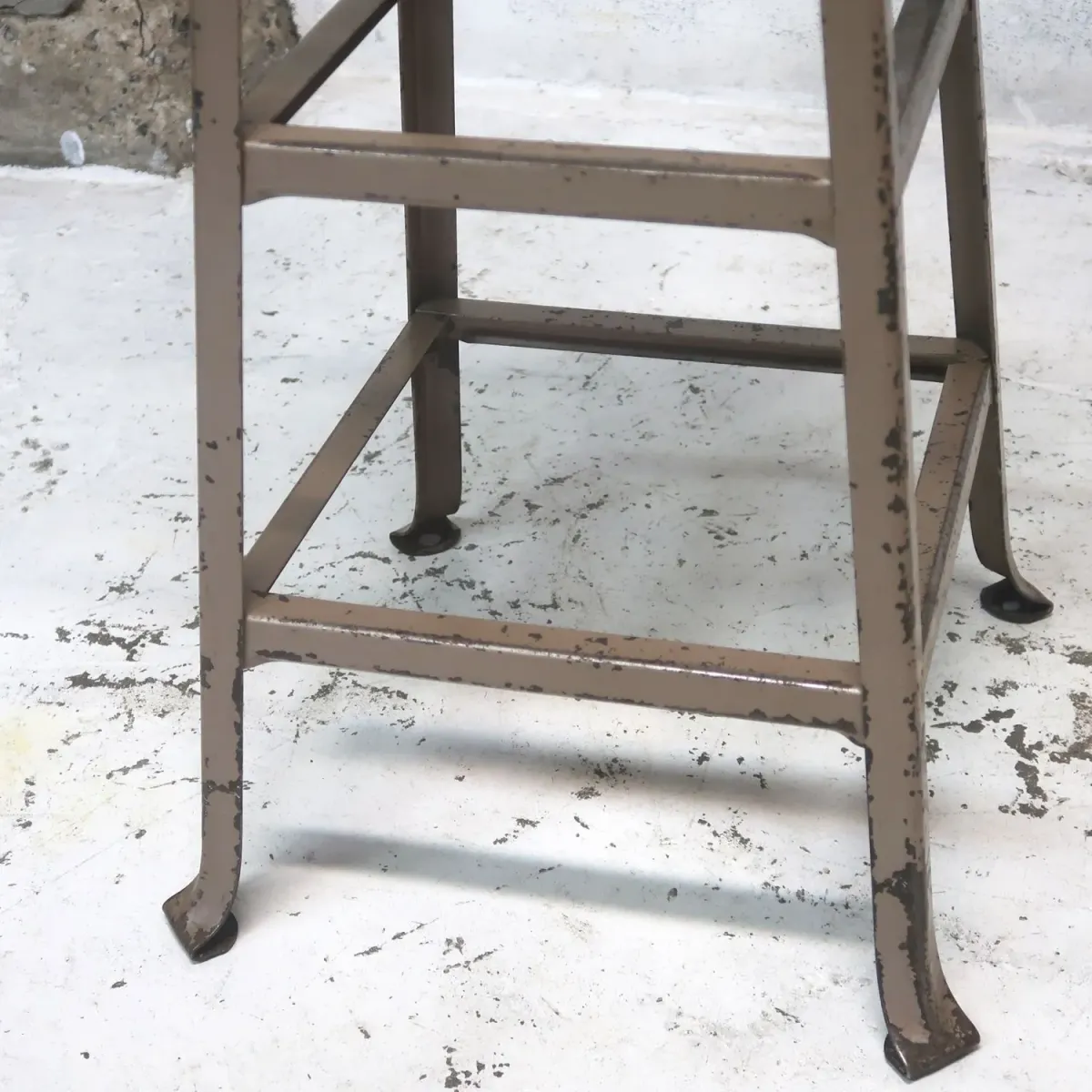 ビンテージ インダストリアル メタルスツール