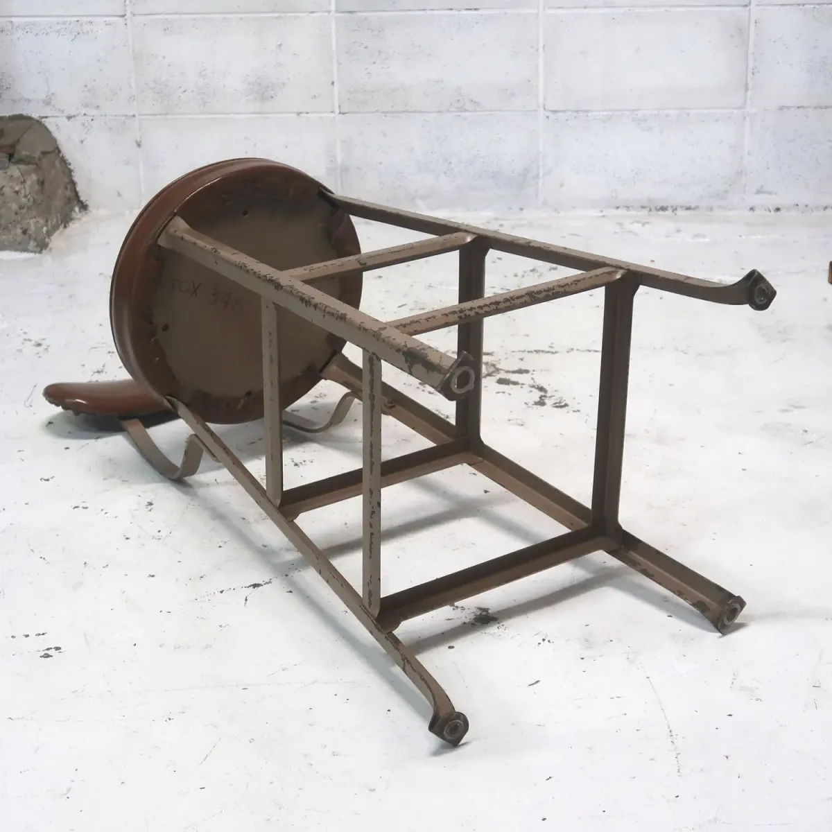 ビンテージ インダストリアル メタルスツール