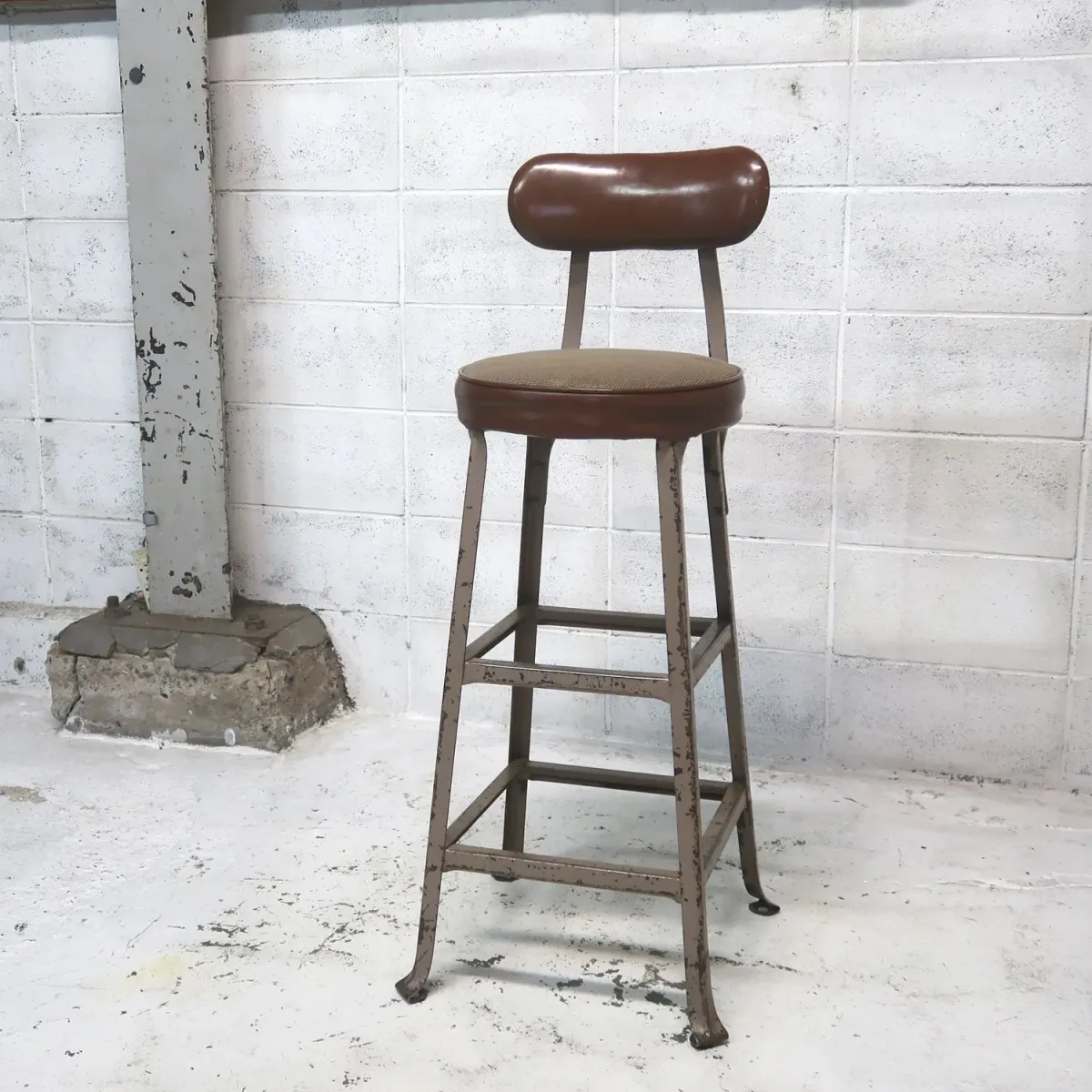 ビンテージ インダストリアル メタルスツール
