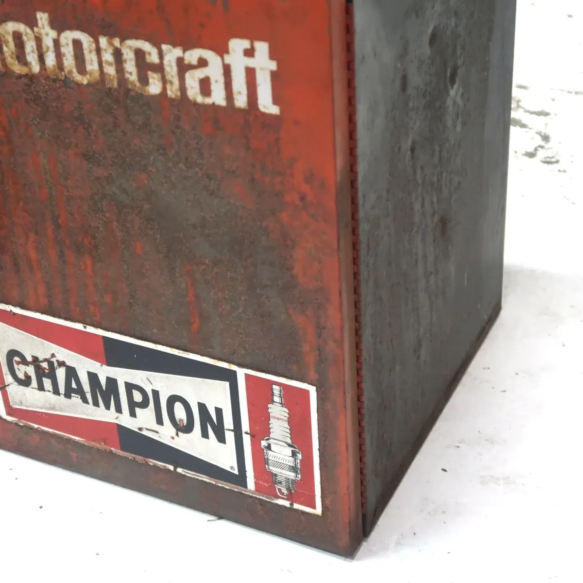 Motorcraft ビンテージ パーツキャビネット