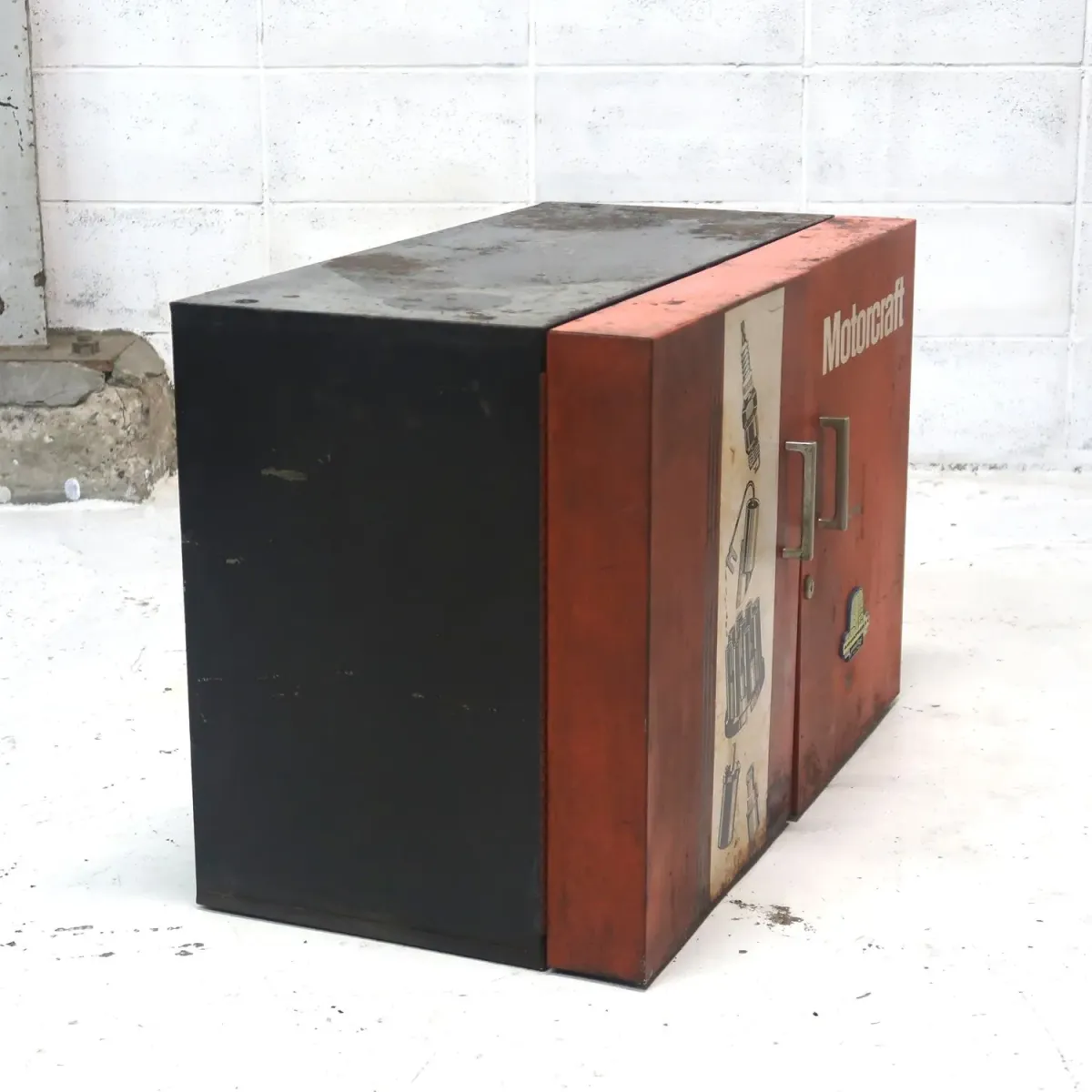 Motorcraft ビンテージ パーツキャビネット