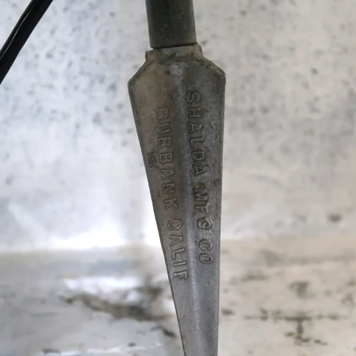 ミッドセンチュリー ファイバーシェード スパイクランプ