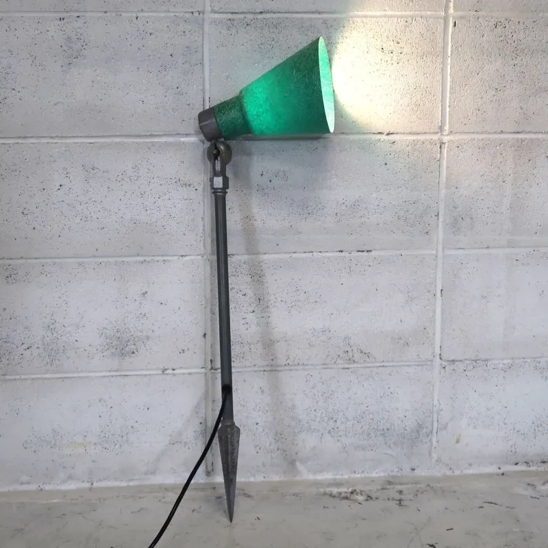 ミッドセンチュリー ファイバーシェード スパイクランプ