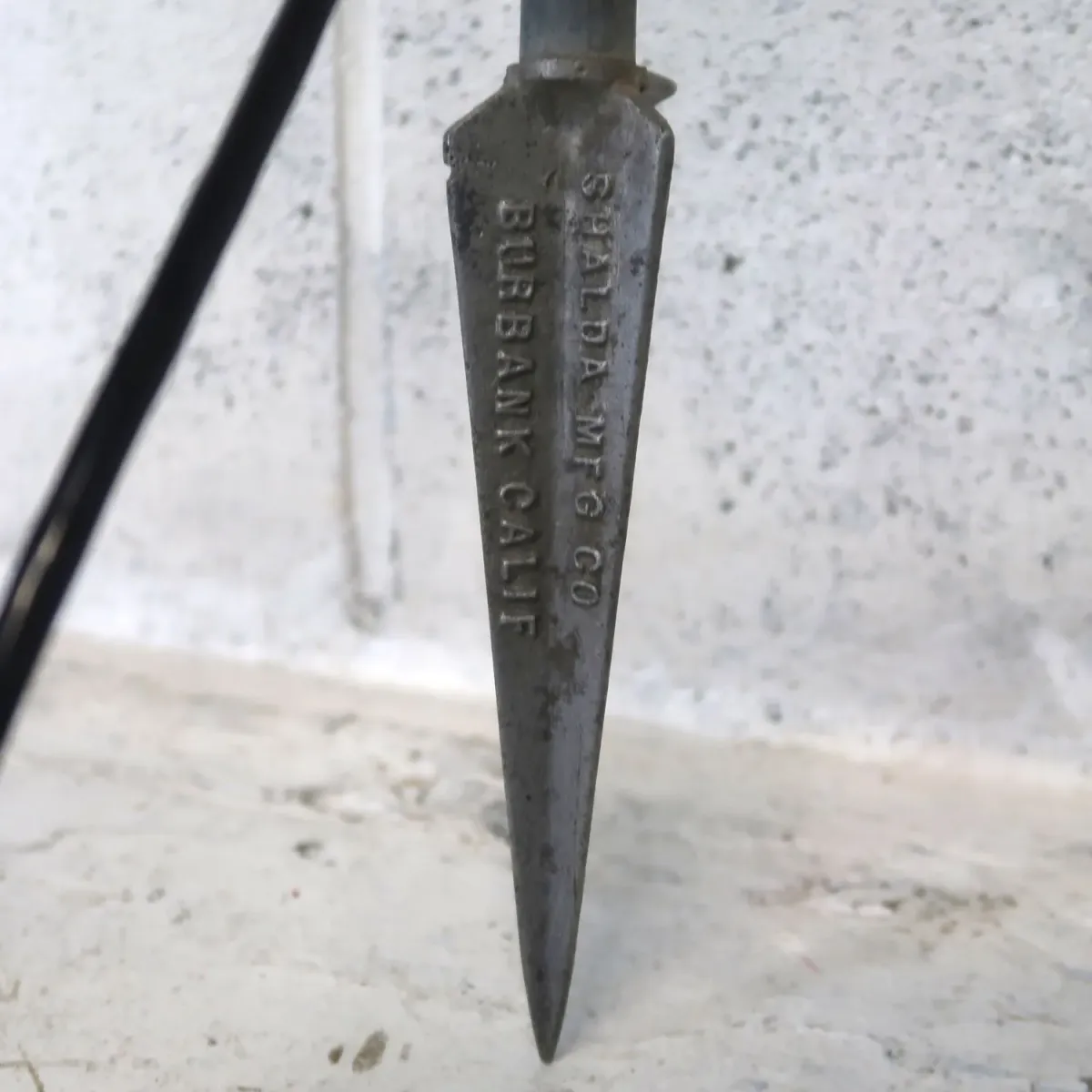 ミッドセンチュリー ファイバーシェード スパイクランプ