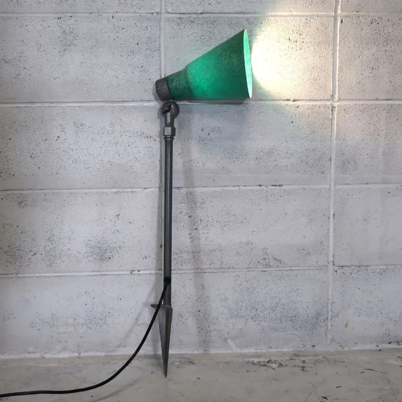 ミッドセンチュリー ファイバーシェード スパイクランプ