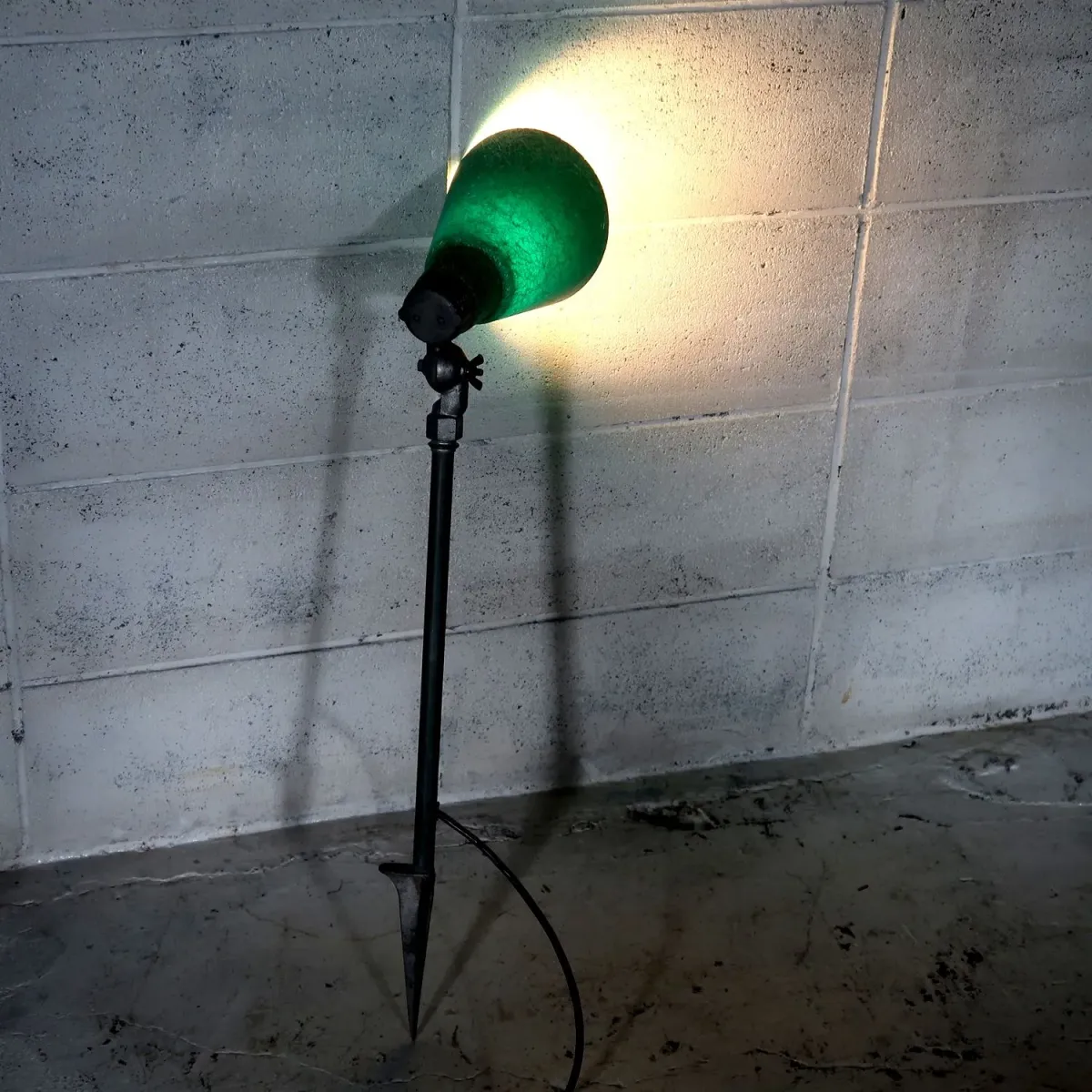 ミッドセンチュリー ファイバーシェード スパイクランプ