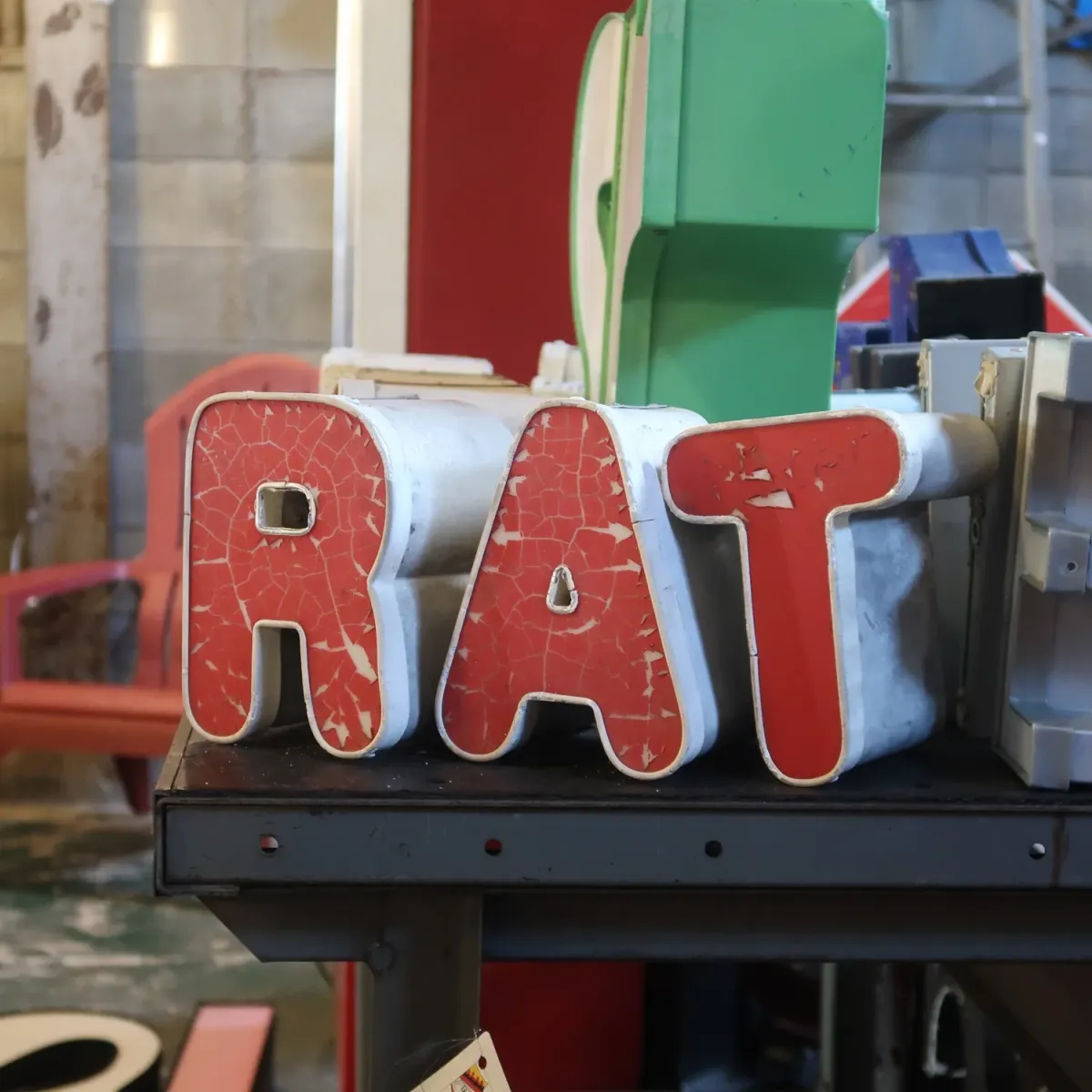 ビンテージ レターサイン ミニサイズ R