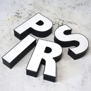 ビンテージ レターサイン R