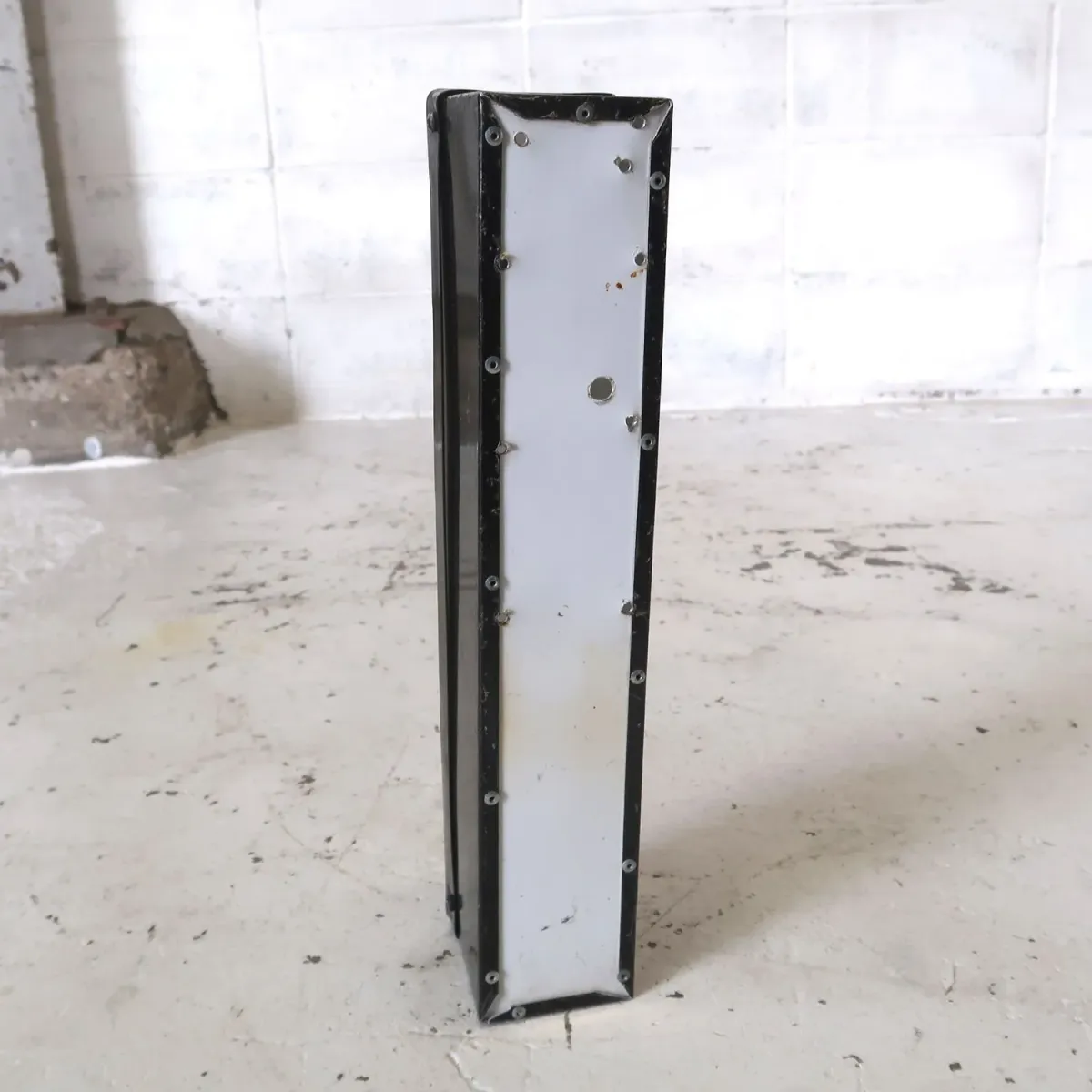 ビンテージ レターサイン I