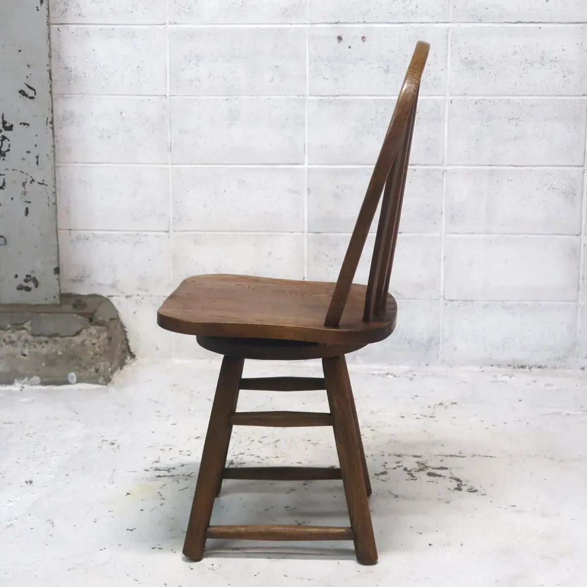 アンティーク ウッド ウィンザーチェア スイベル