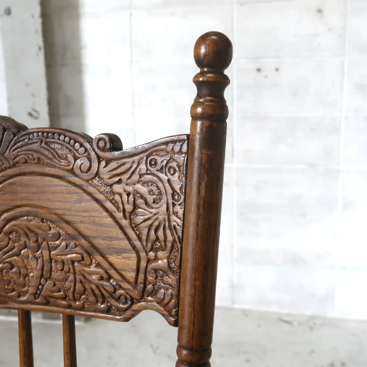 アンティーク ウッド ハイバックチェア