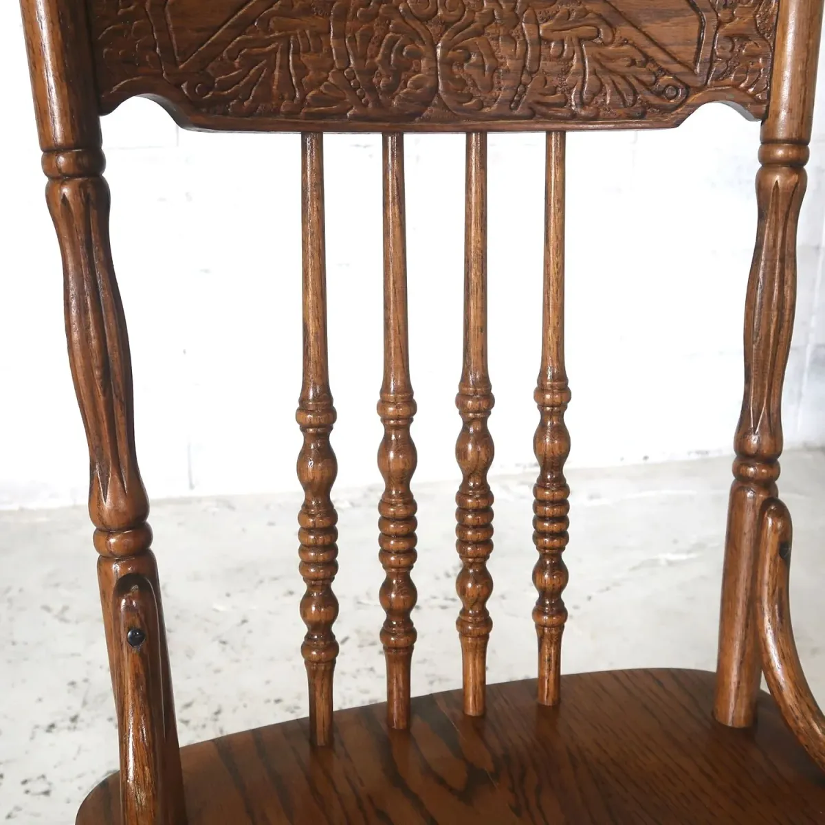 アンティーク ウッド ハイバックチェア