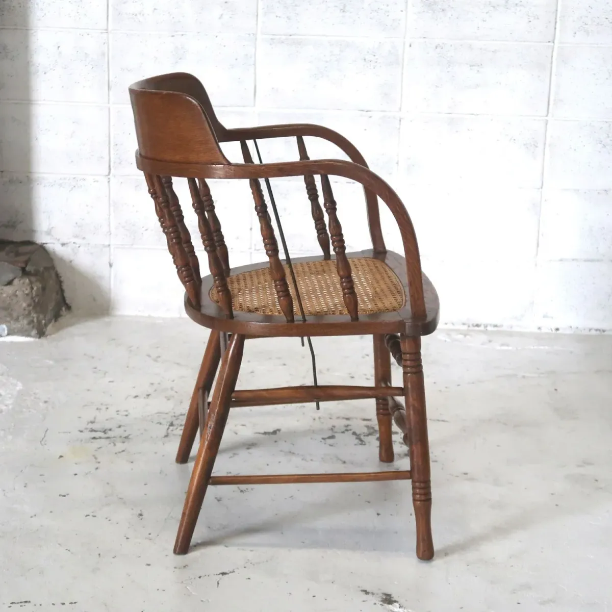 アンティーク ラタン×オークウッド アームチェア