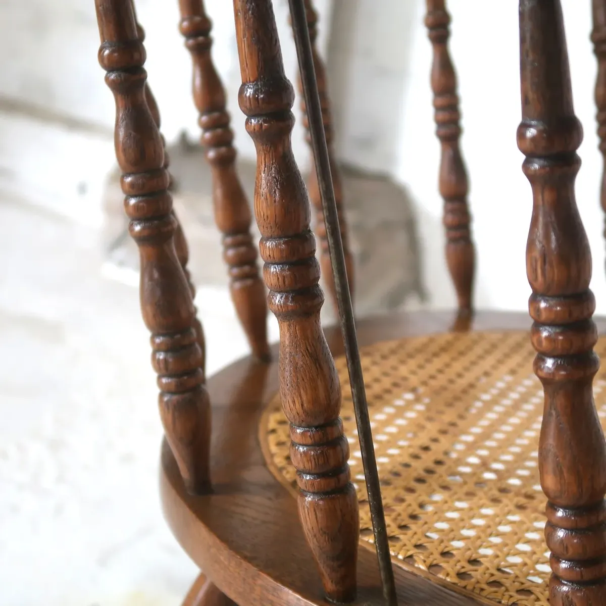 アンティーク ラタン×オークウッド アームチェア