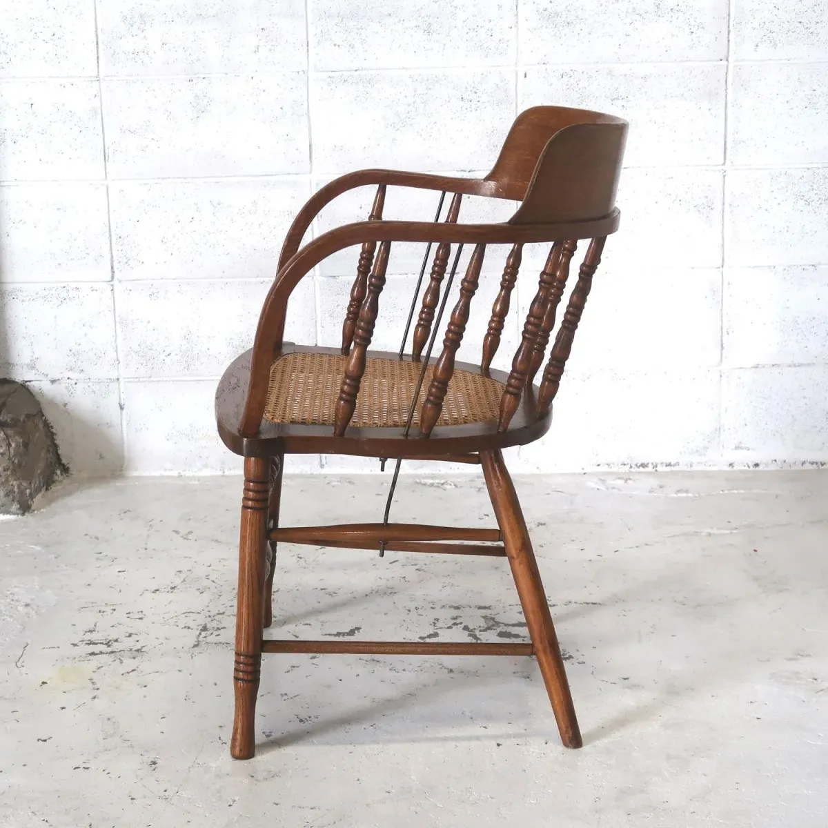 アンティーク ラタン×オークウッド アームチェア