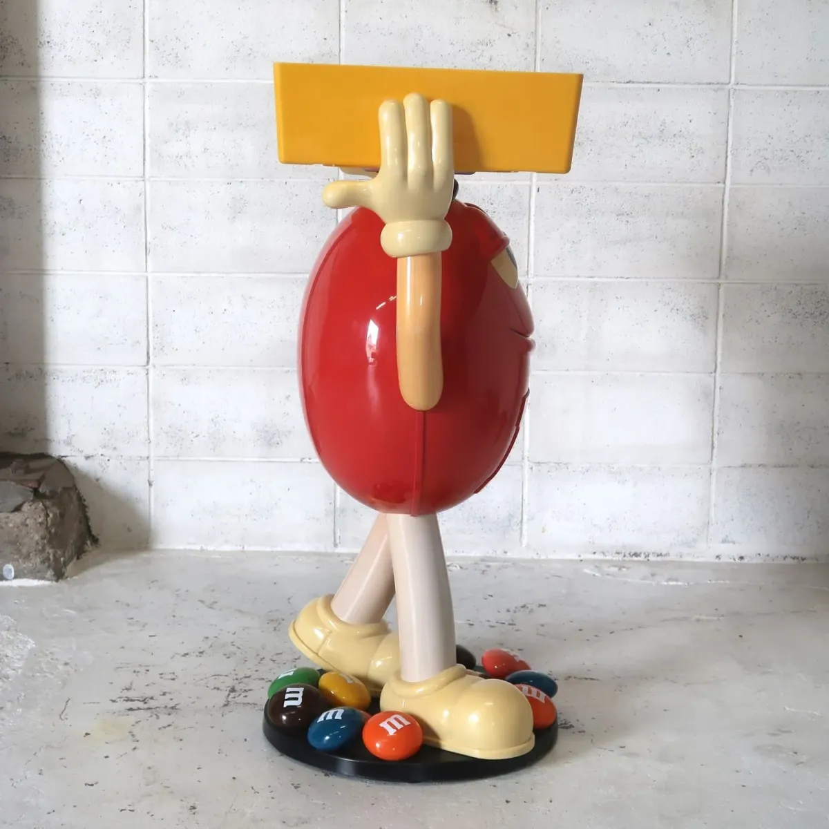 M&M's レッド 大型 ストアディスプレイ