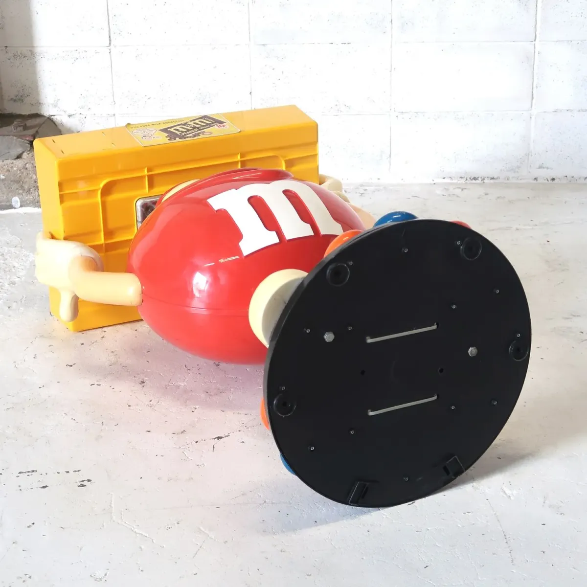 M&M's レッド 大型 ストアディスプレイ