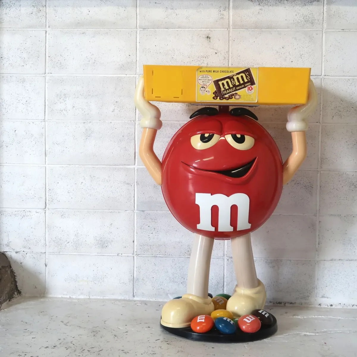 M&M's レッド 大型 ストアディスプレイ