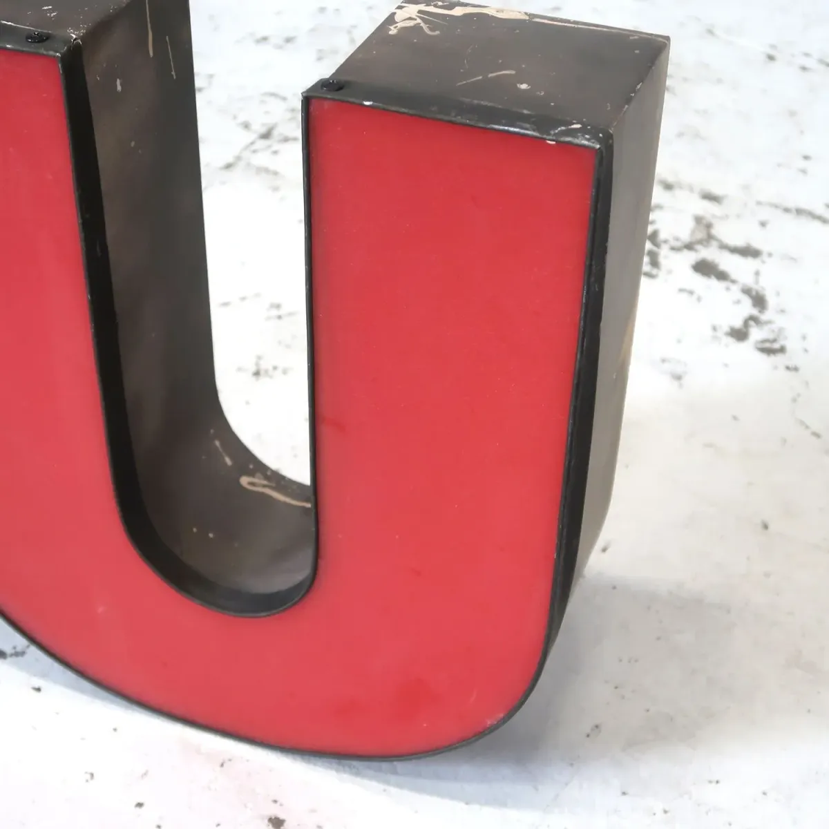 ビンテージ レターサイン U