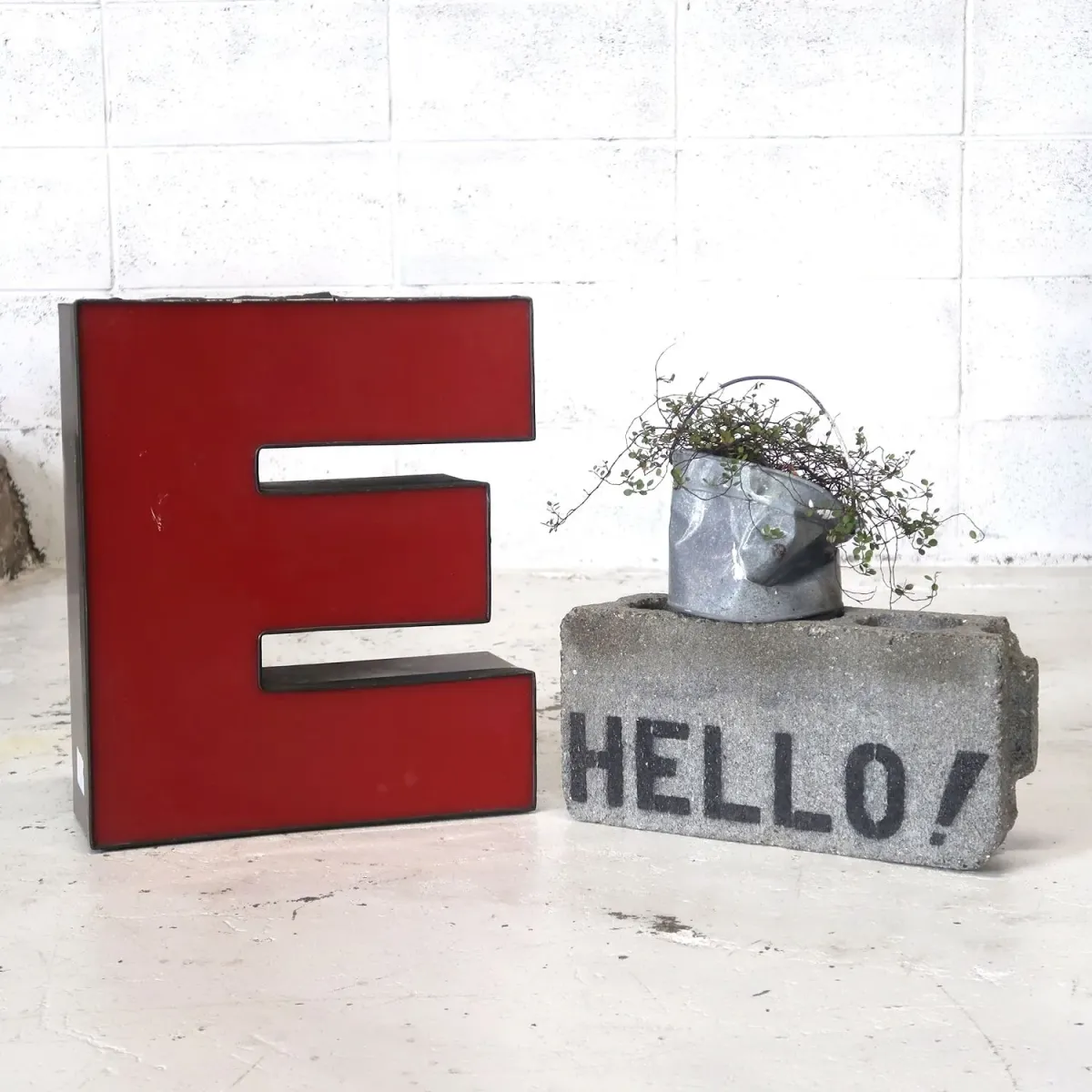 ビンテージ レターサイン E