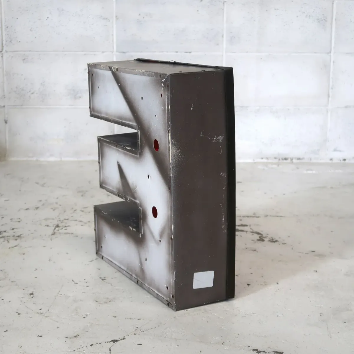 ビンテージ レターサイン E