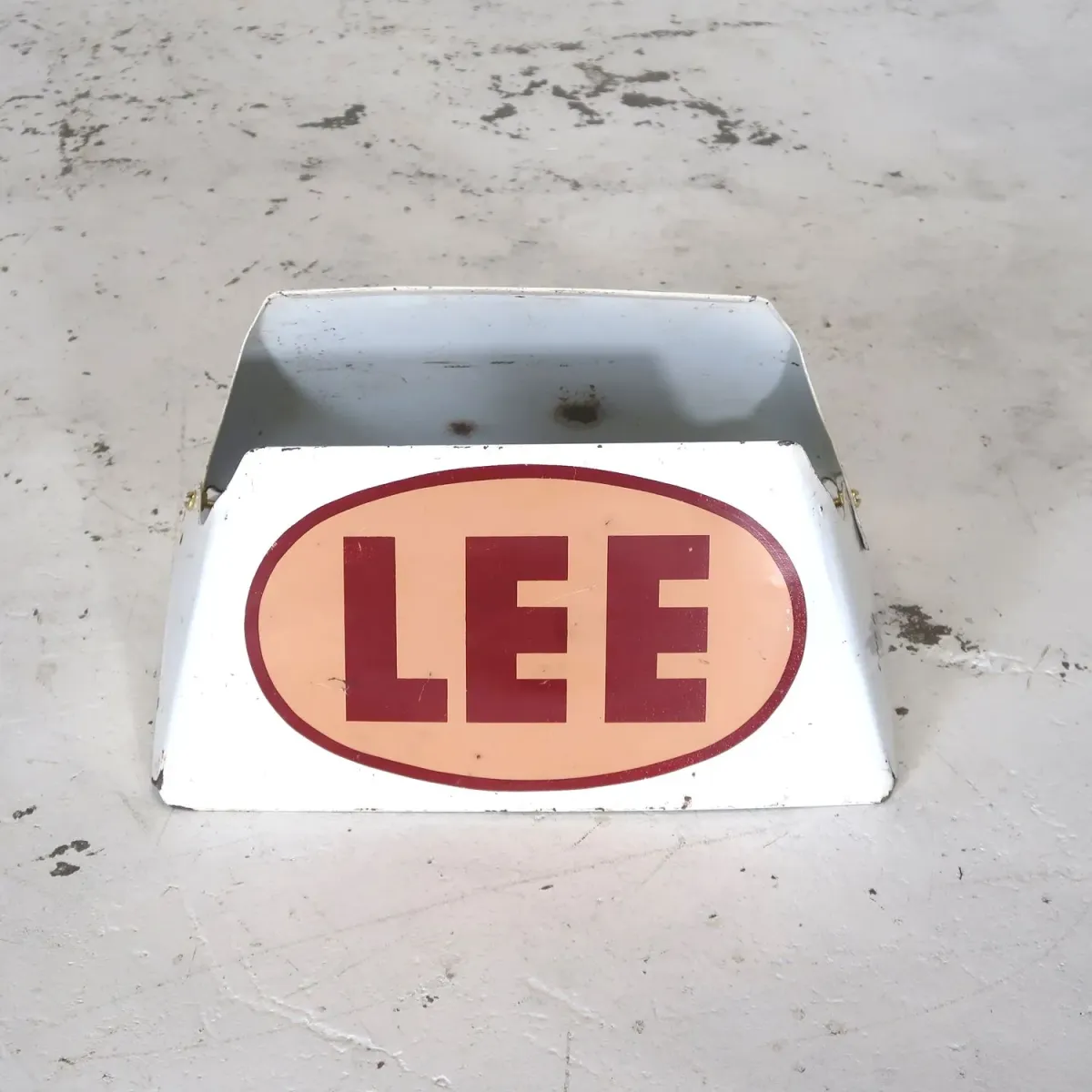 LEE ビンテージ タイヤディスプレイラック