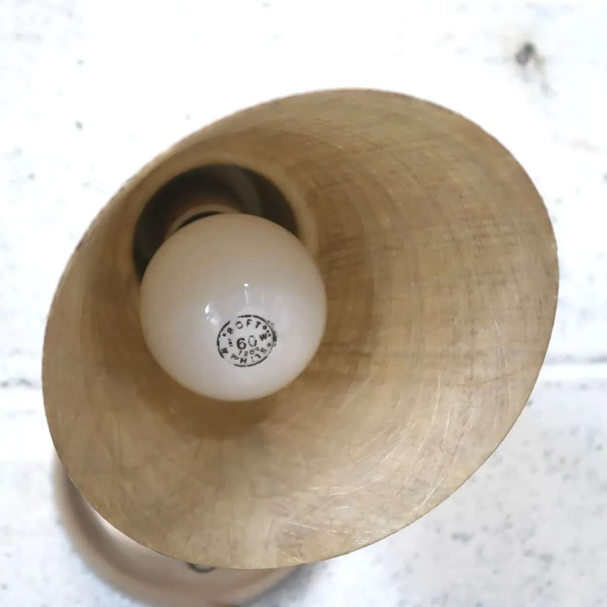 ミッドセンチュリー ファイバーブラケットランプ