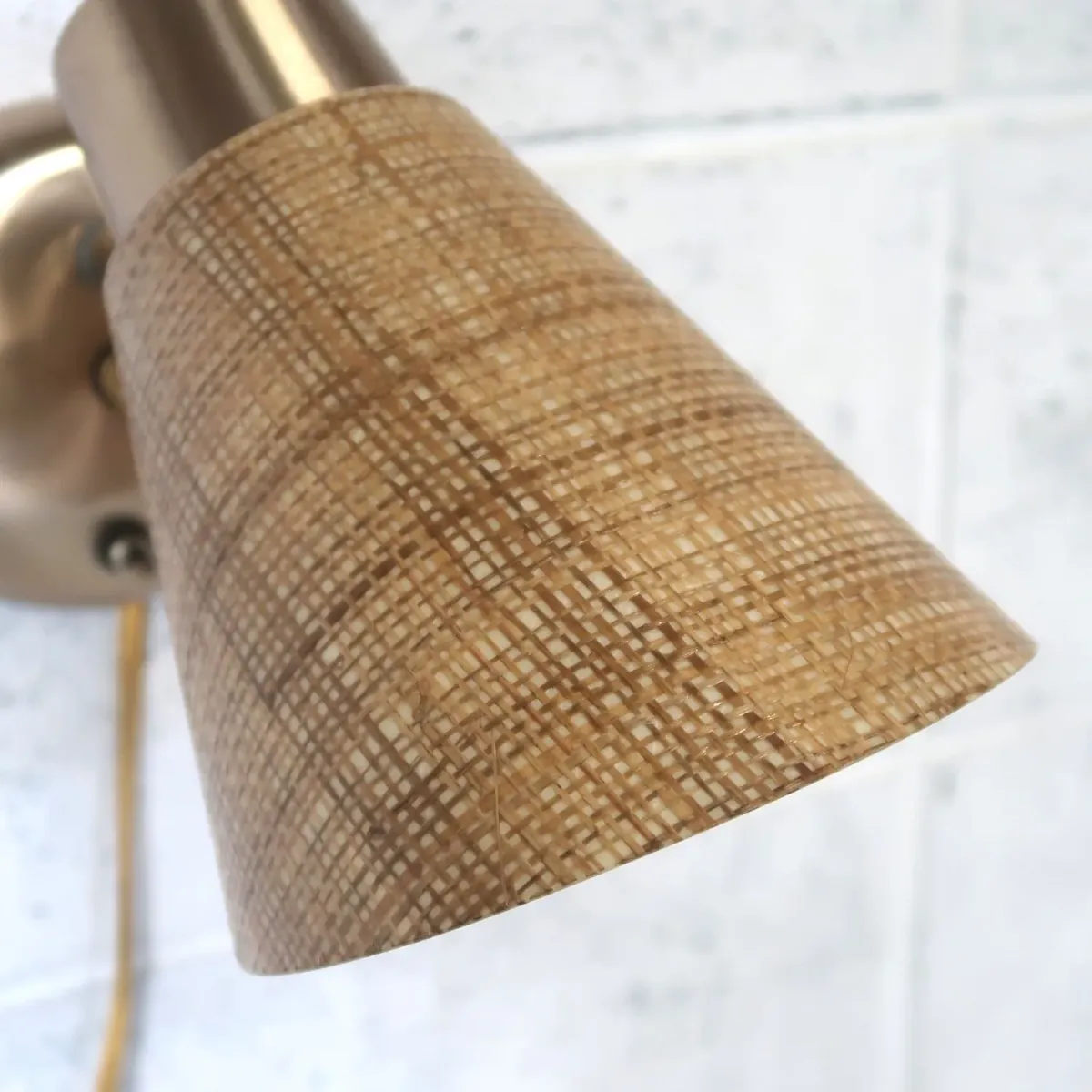 ミッドセンチュリー ファイバーブラケットランプ