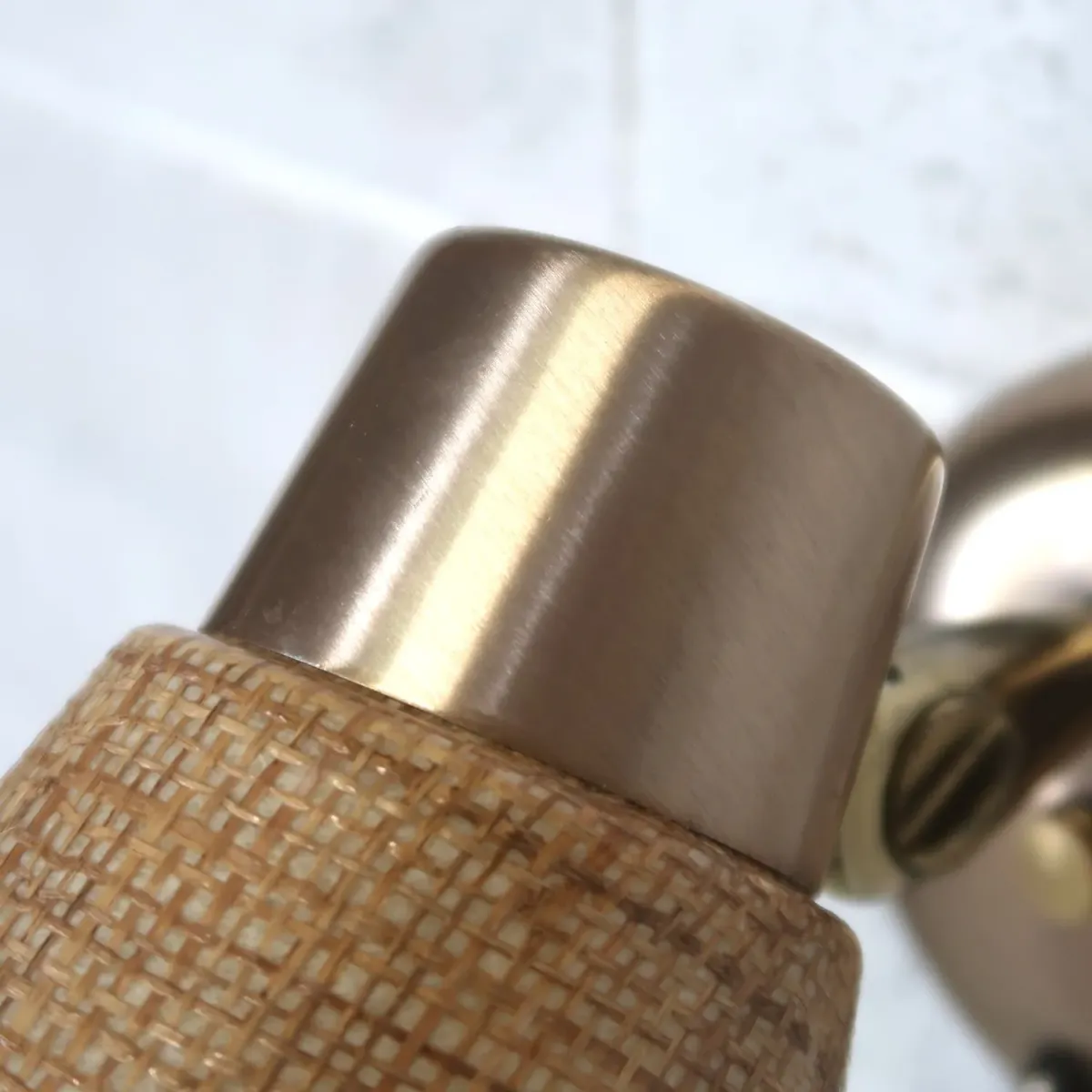 ミッドセンチュリー ファイバーブラケットランプ