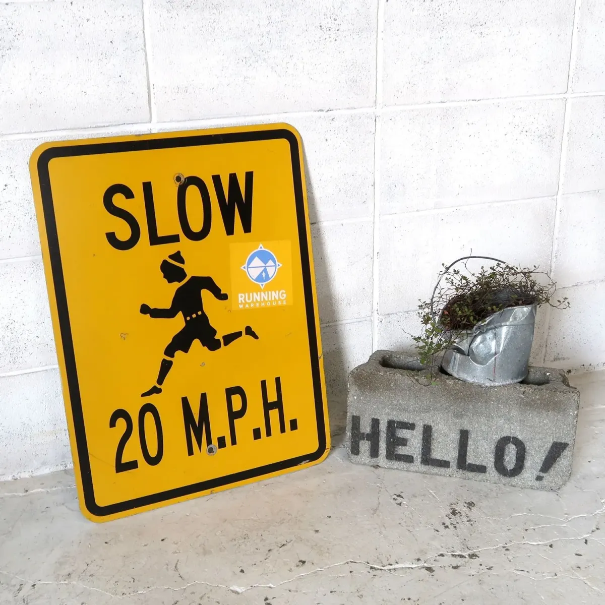 SLOW 20M.P.H. ビンテージ ロードサイン
