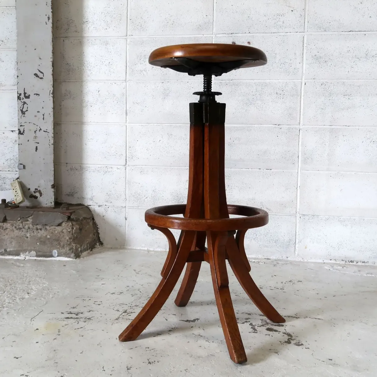 30〜40's アンティーク ウッドスツール