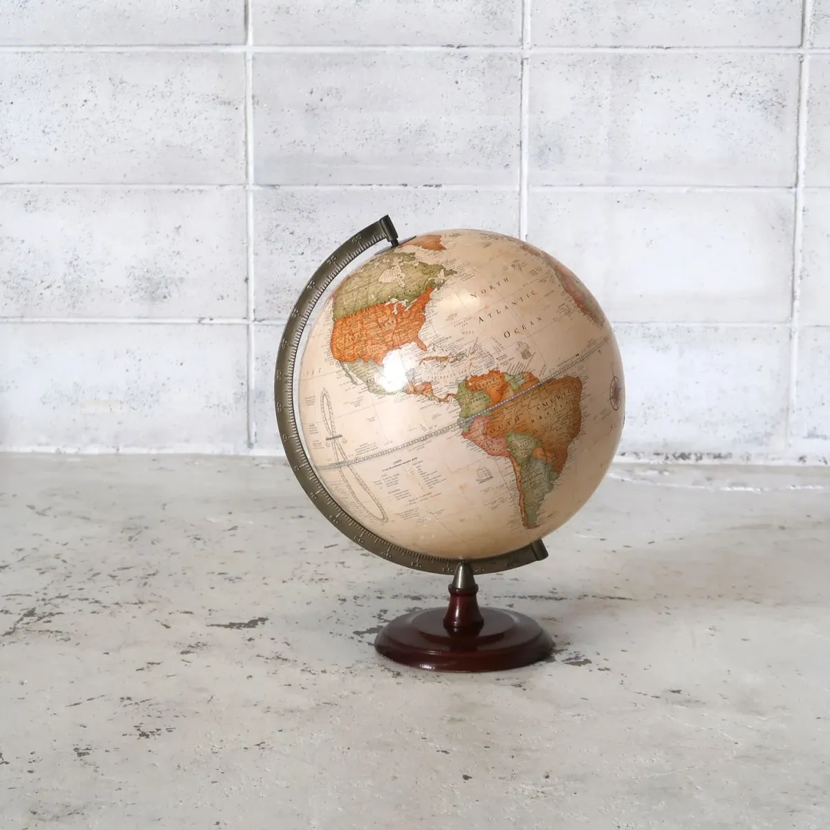 CRAM社 白地球儀 ホワイトオーシャン