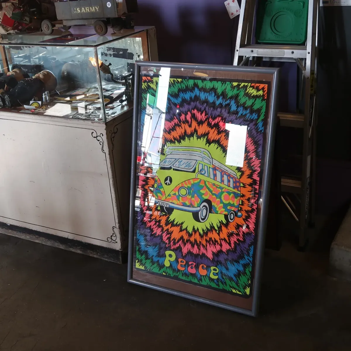 Peace Bus ポスター 額装 ブラックライト