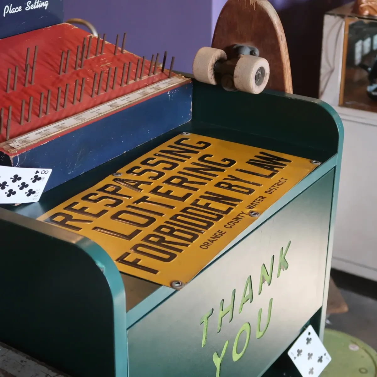 TRESPASSING FORBIDDEN ビンテージ メタルサイン