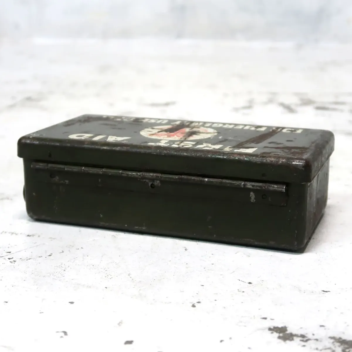 U.S. ARMY ビンテージ FIRST AID メタルボックス ミリタリー